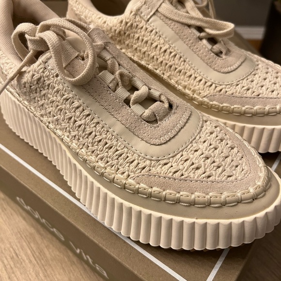 Dolce Vita Dolen Sneakers - Picture 2 of 5